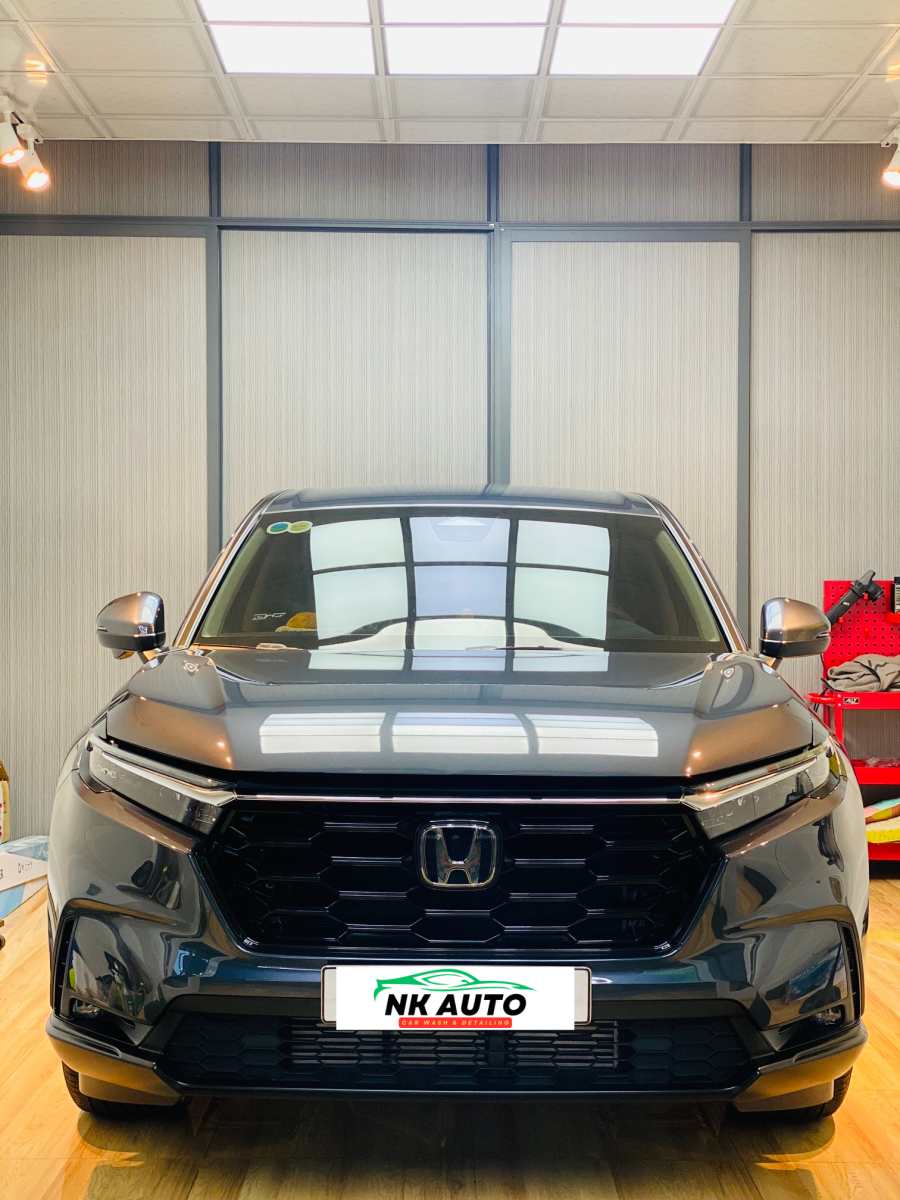 Tại Sao Nên Chọn Dịch Vụ Đánh Bóng Phủ Ceramic Xe Hơi?